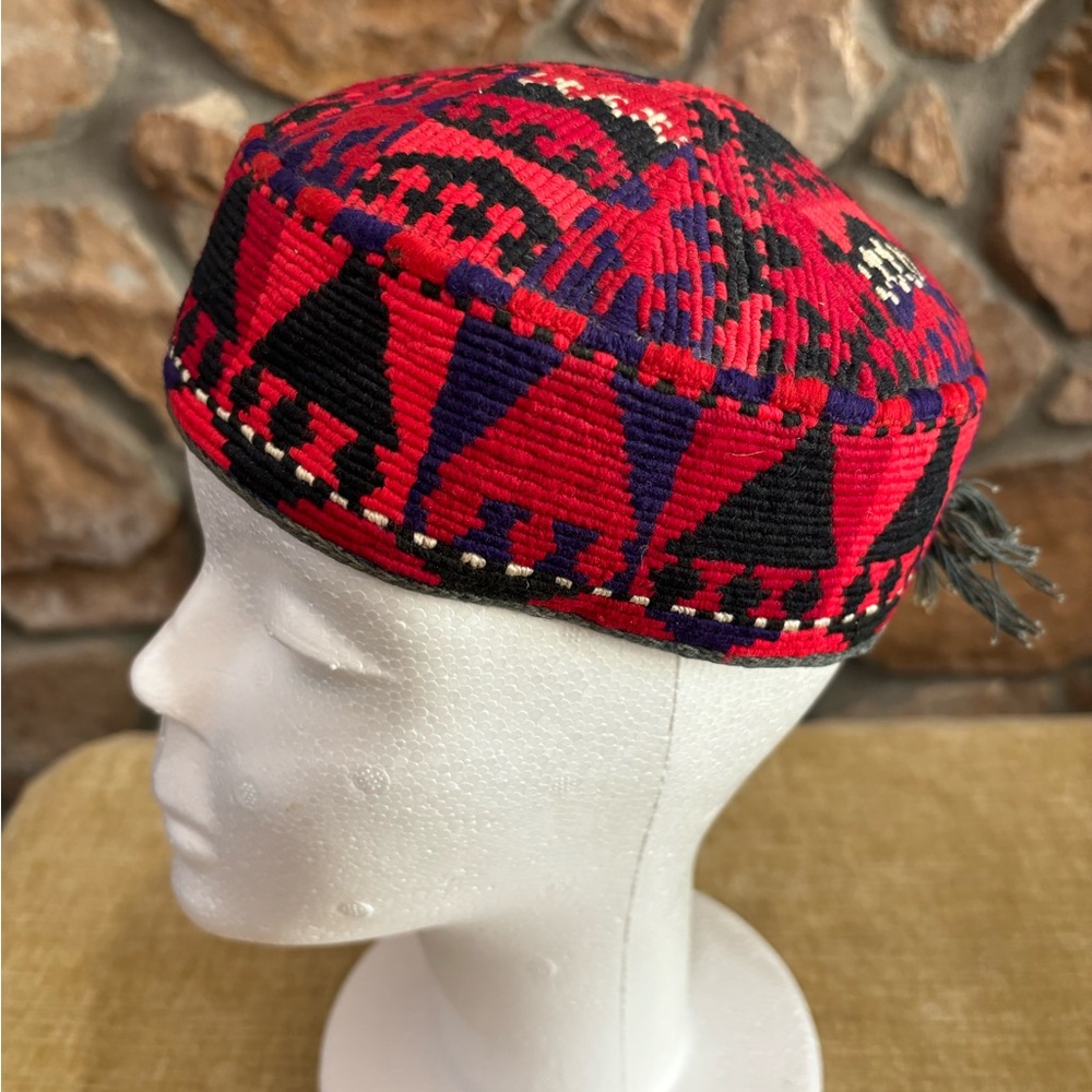 Vintage Uzbek Turkmen hat